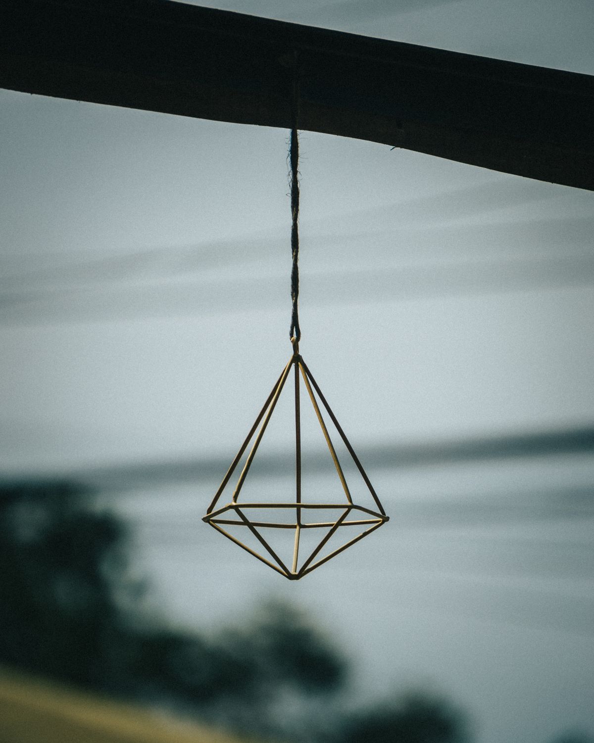 Geometrik kristal kutu